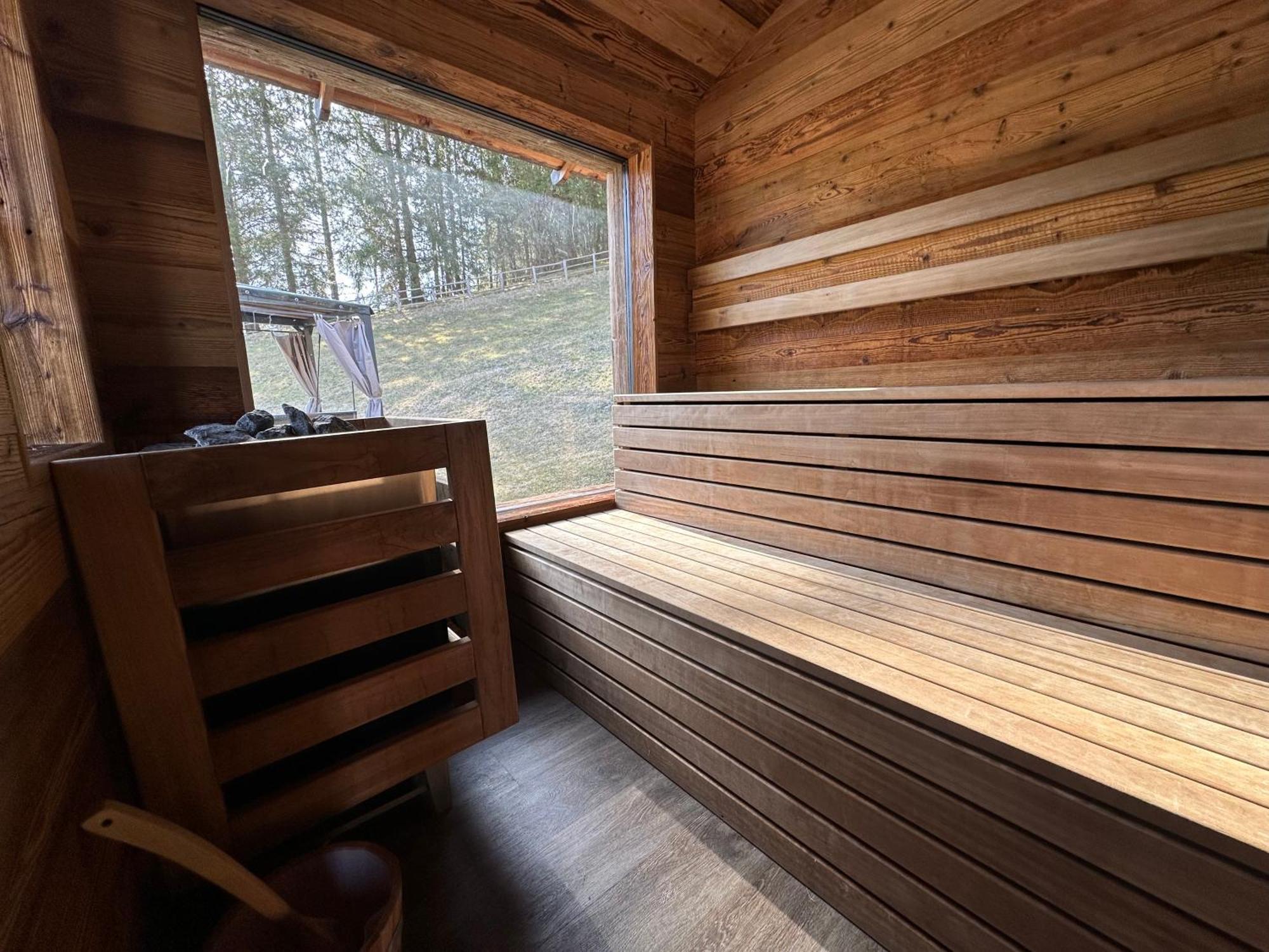 Alpine Mountain Chalet San Vigilio Di Marebbe Bagian luar foto