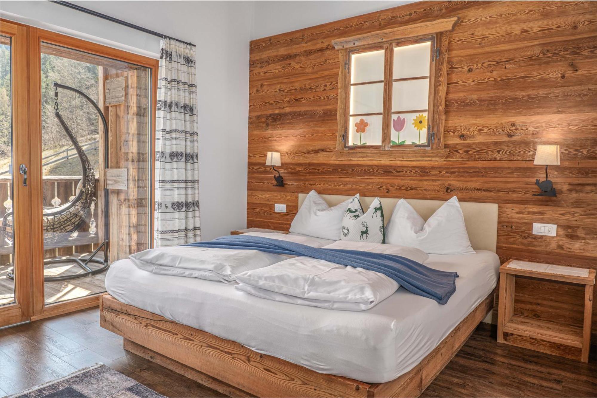 Alpine Mountain Chalet San Vigilio Di Marebbe Bagian luar foto