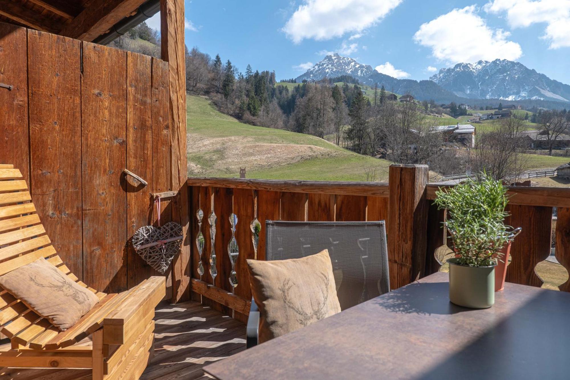 Alpine Mountain Chalet San Vigilio Di Marebbe Bagian luar foto