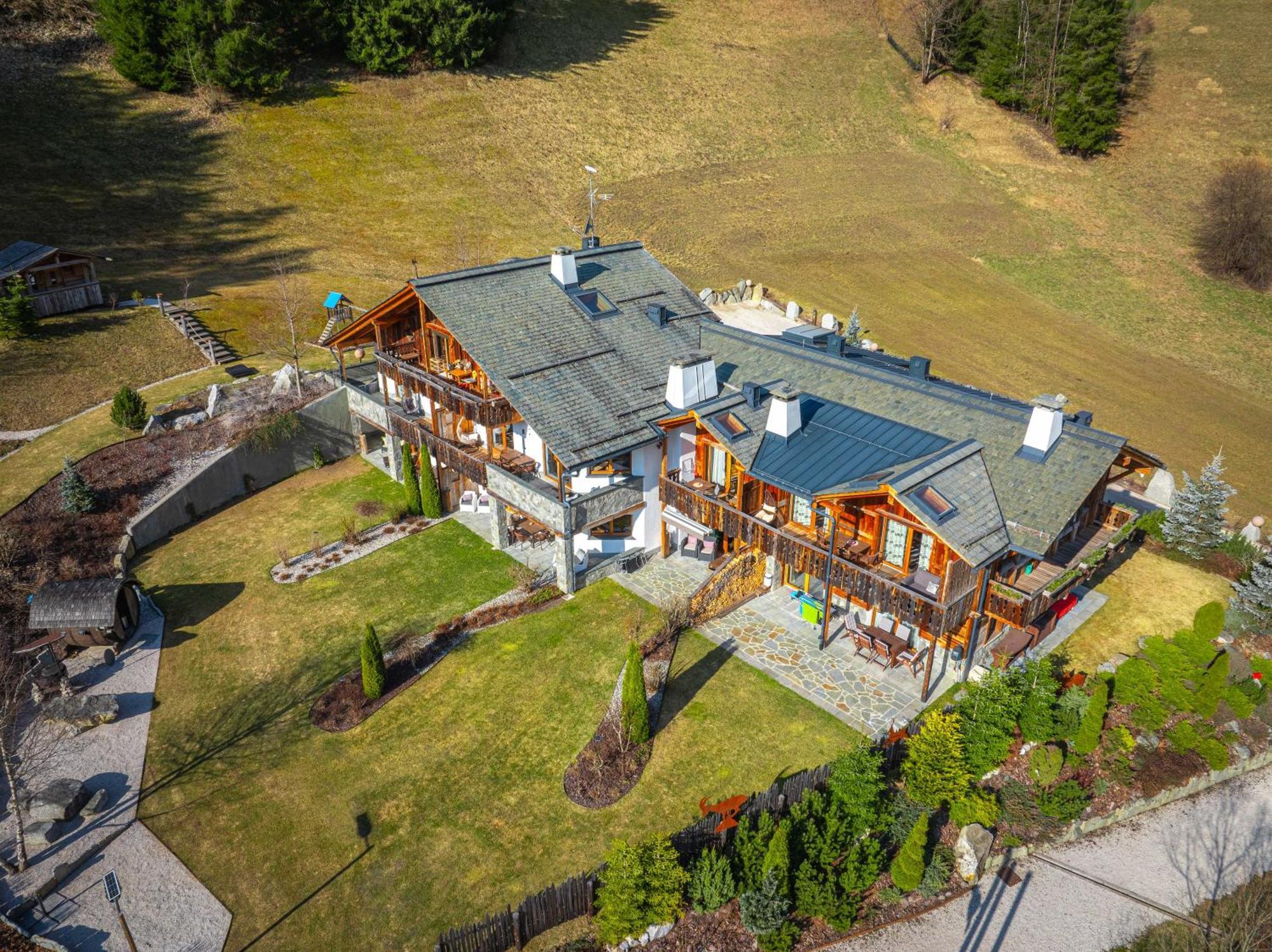 Alpine Mountain Chalet San Vigilio Di Marebbe Bagian luar foto
